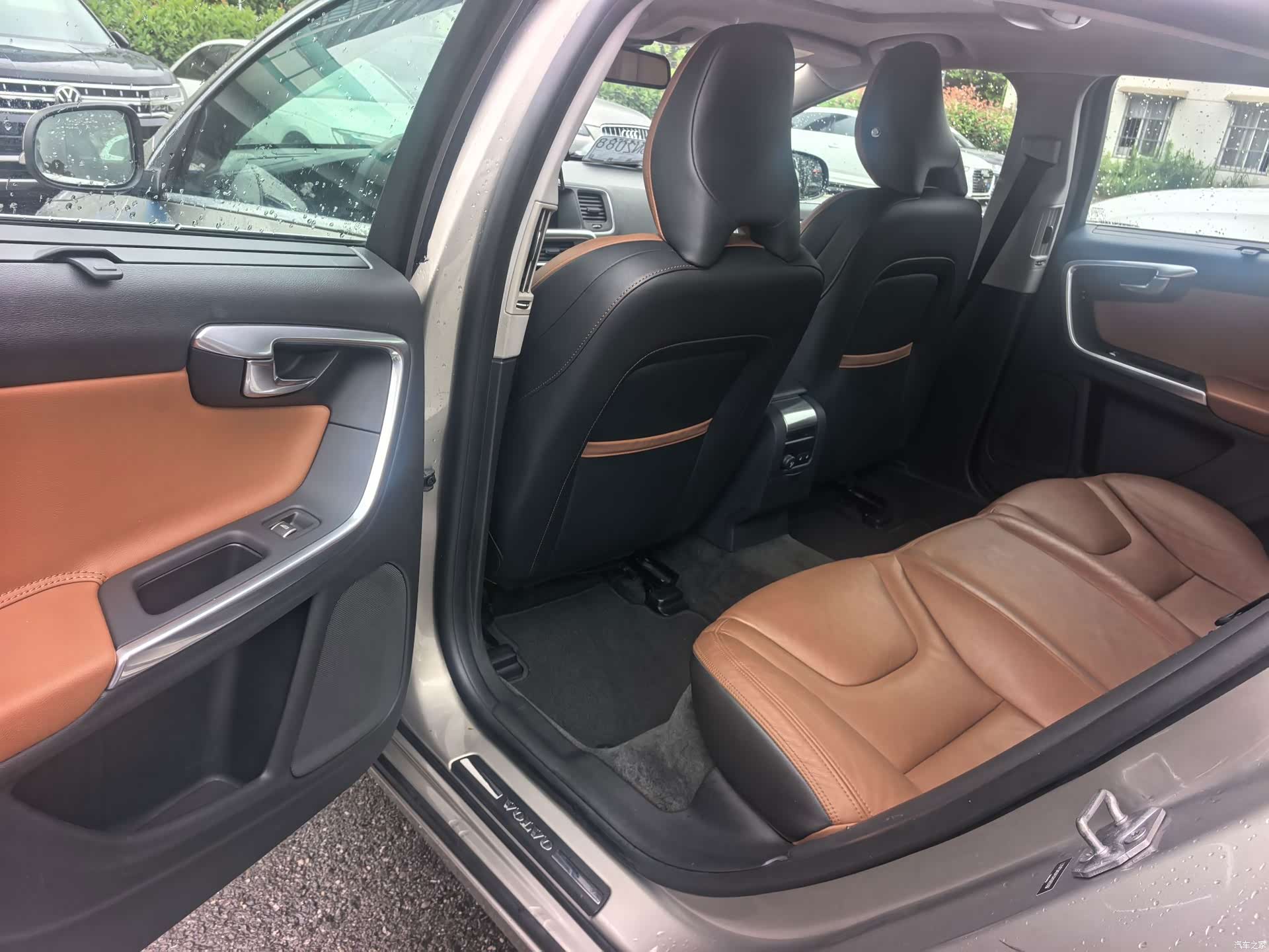 Volvo S60, 2015 13