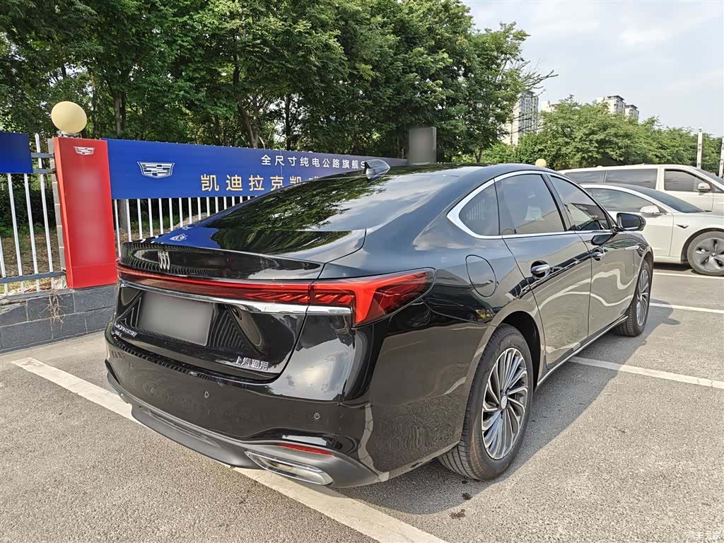 Buick LaCrosse, 2026 все фото