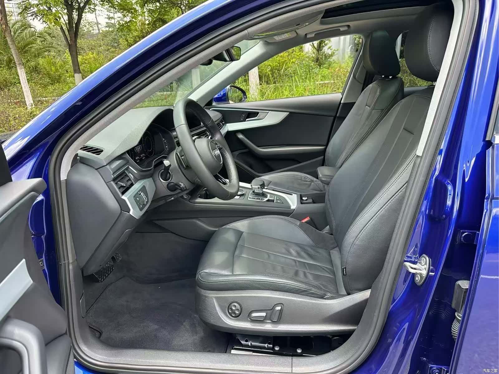 Audi A4L, 2019 7