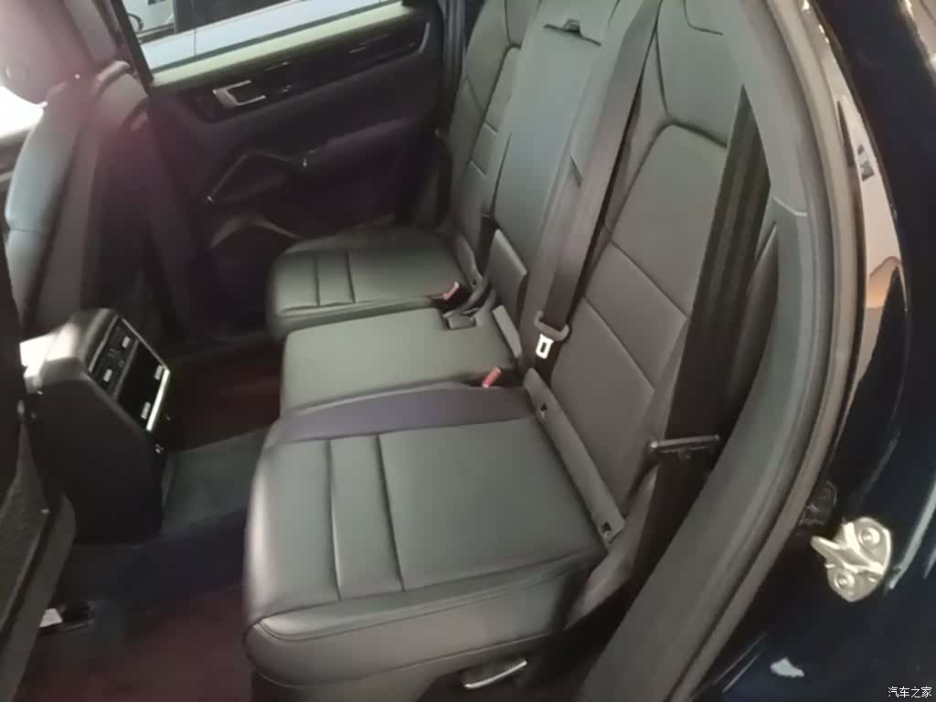 Porsche Cayenne, 2021 24