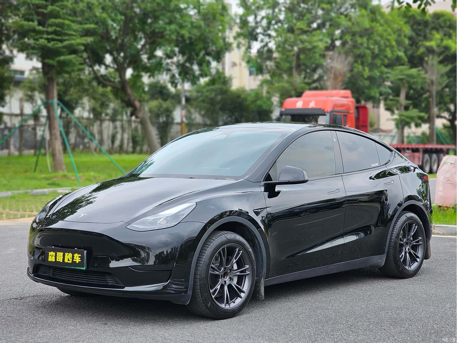 Tesla Model Y, 2024 1