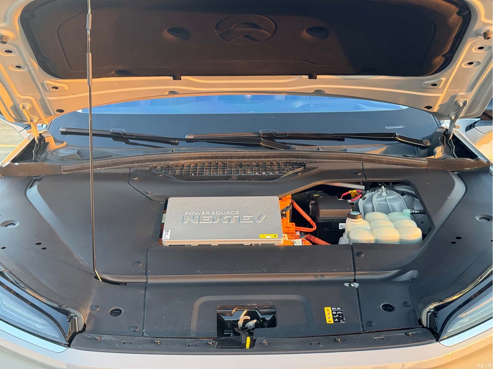 NIO ES6, 2022 16