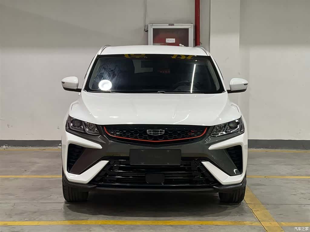 Geely Coolray, 2022 2