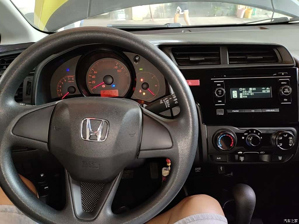 Honda Fit, 2014 10