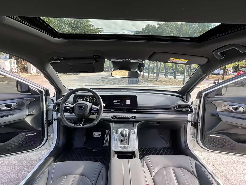 Trumpchi Shadow Leopard