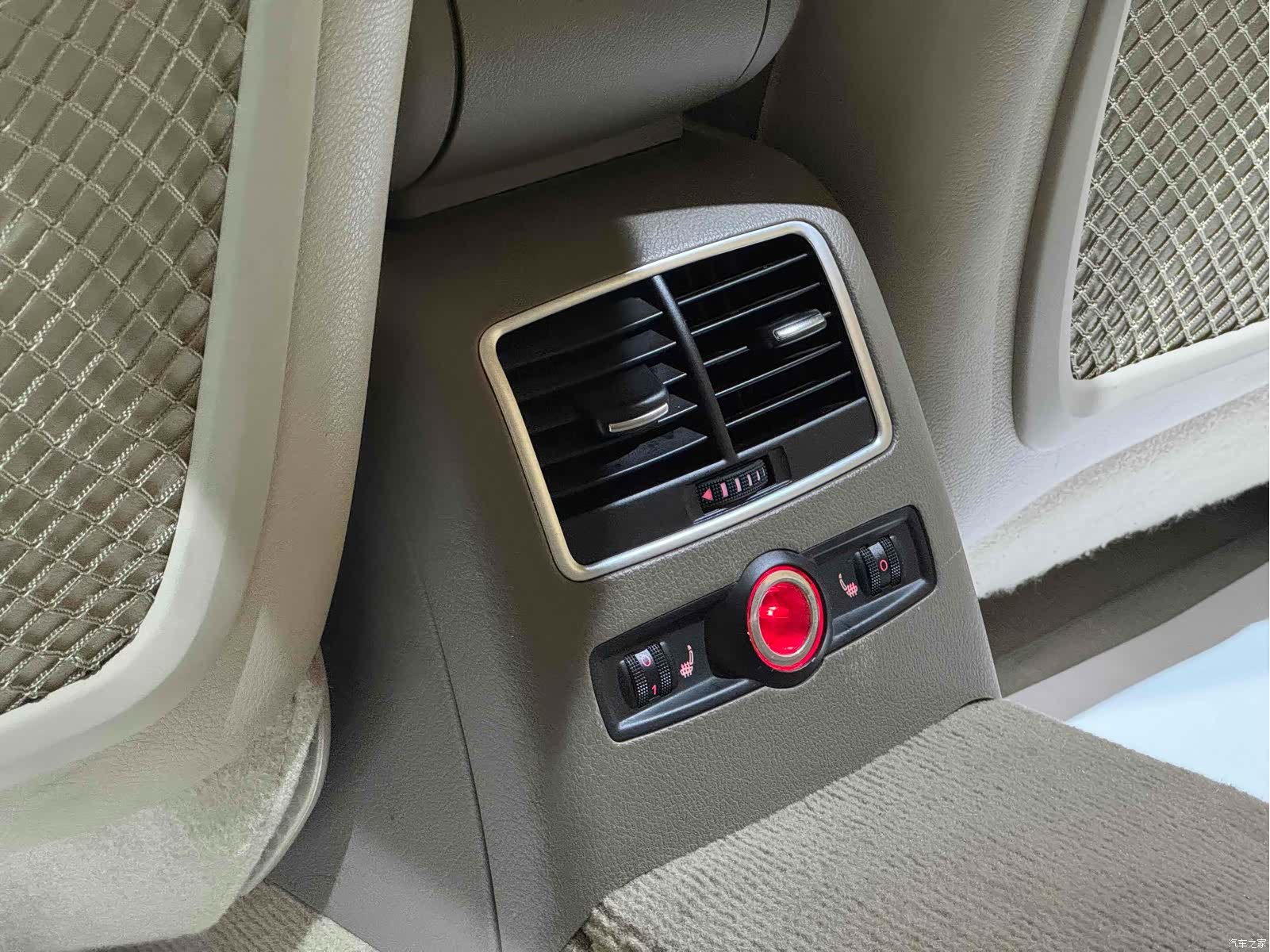 Audi A6L, 2008 13