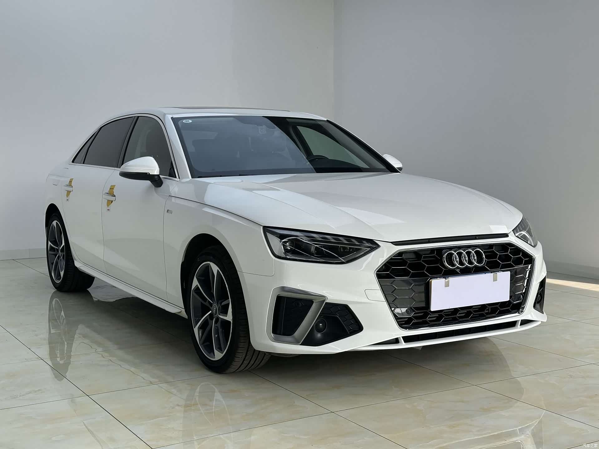 Audi A4L, 2024 3