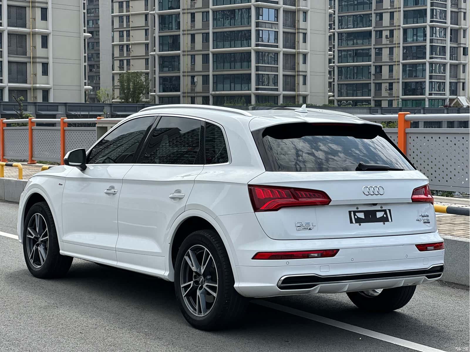 Audi Q5L, 2021 17