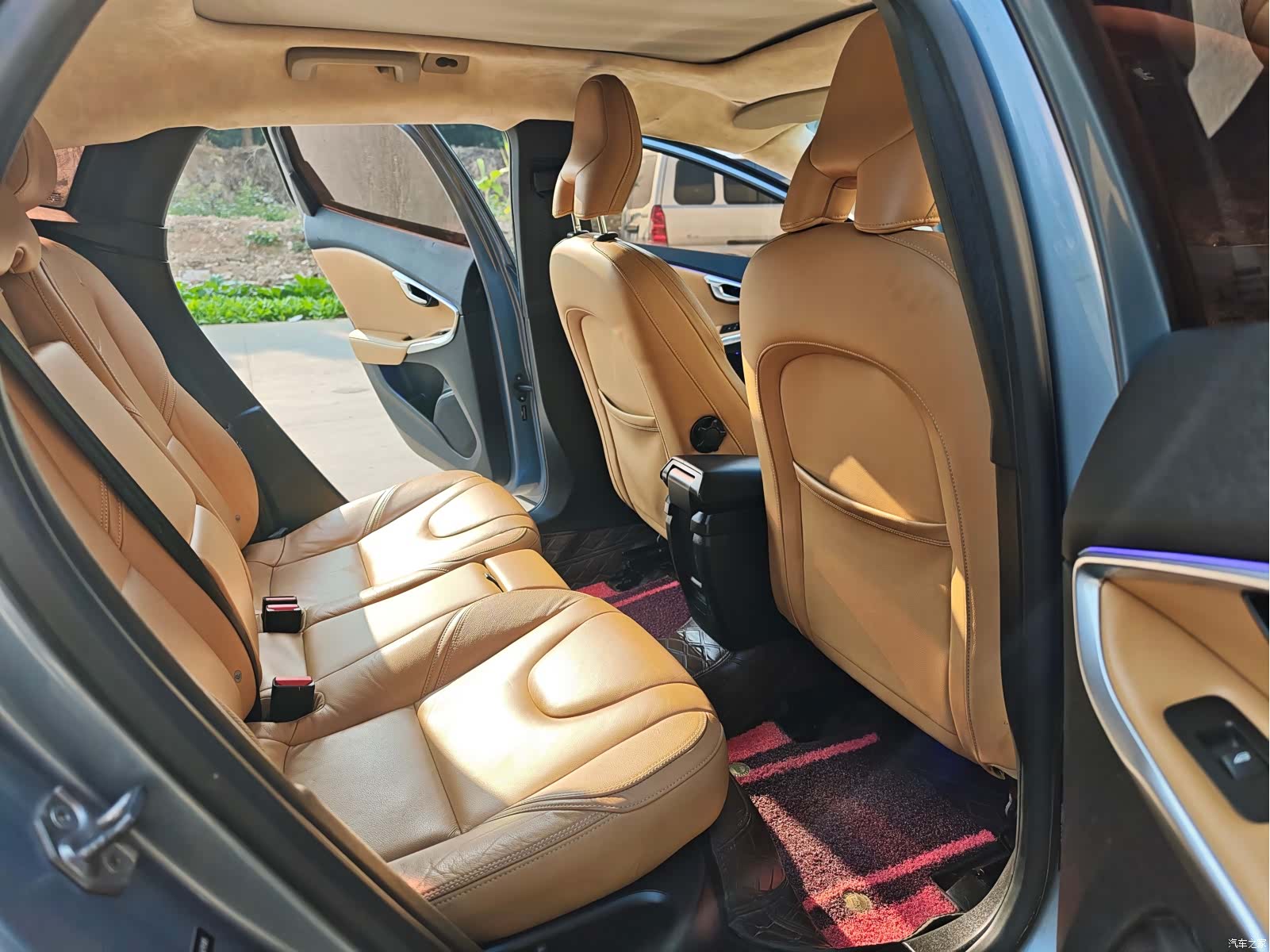 Volvo V40, 2018 12