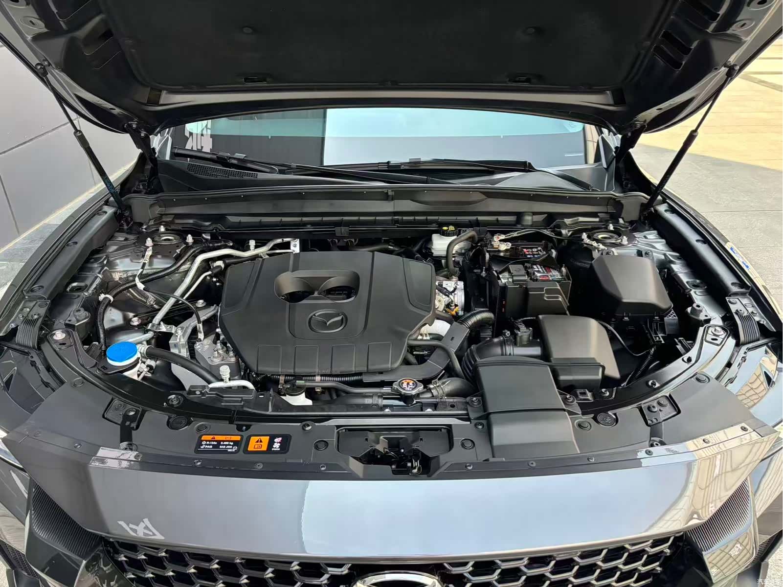 Mazda CX-50, 2025 26