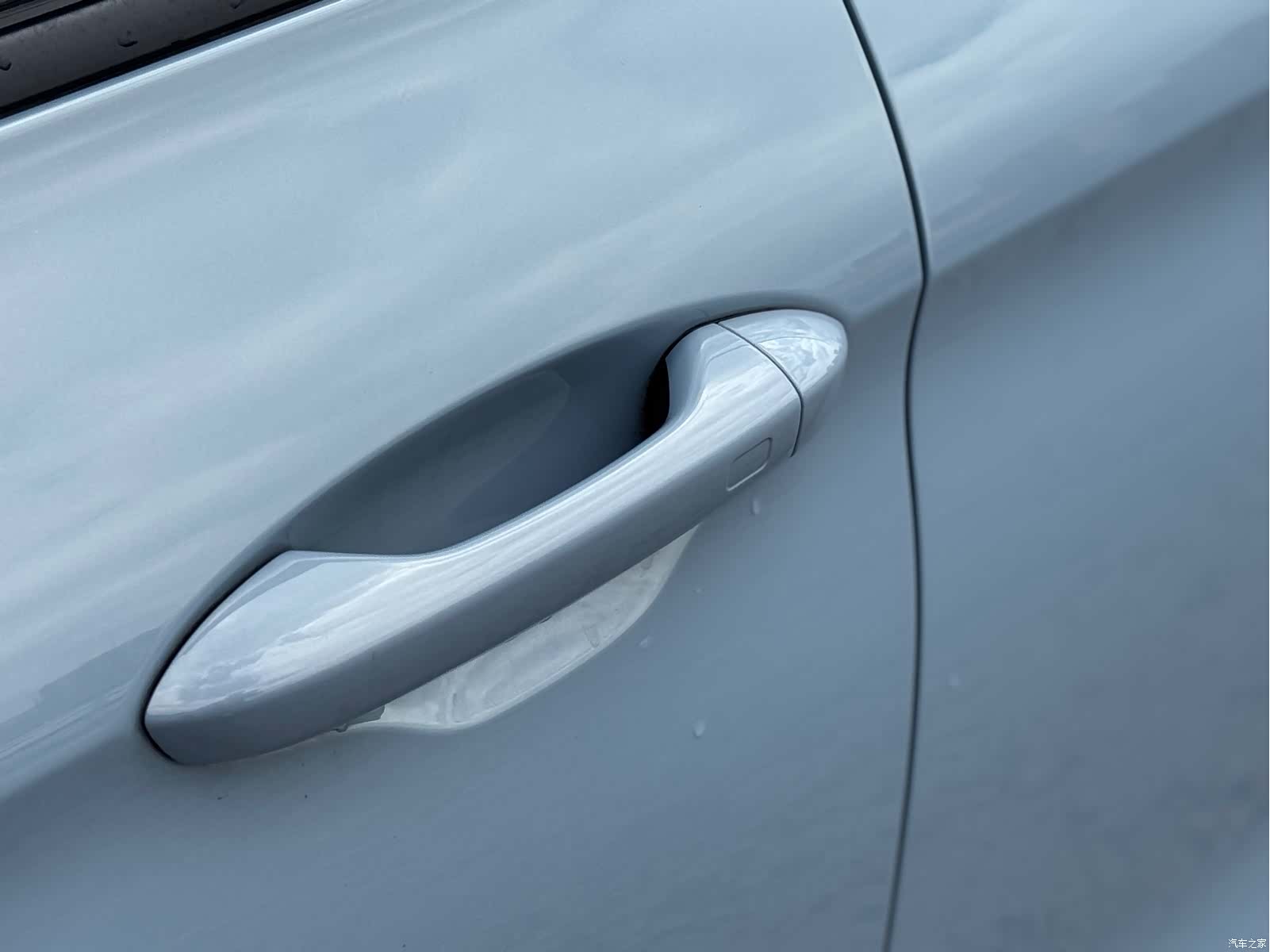 Geely Binray, 2026 10
