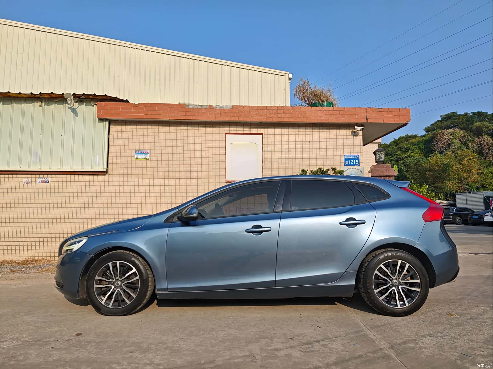 Volvo V40, 2018 4