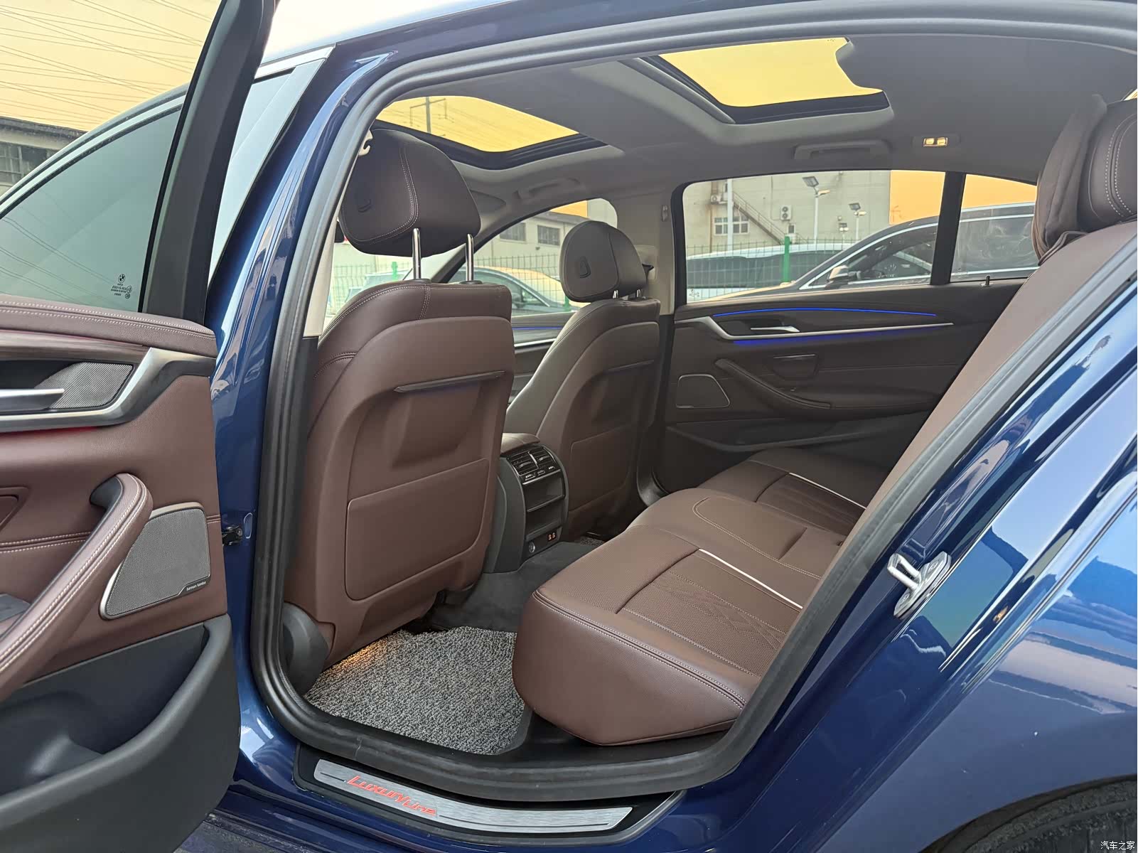 BMW 5 Series, 2022 16