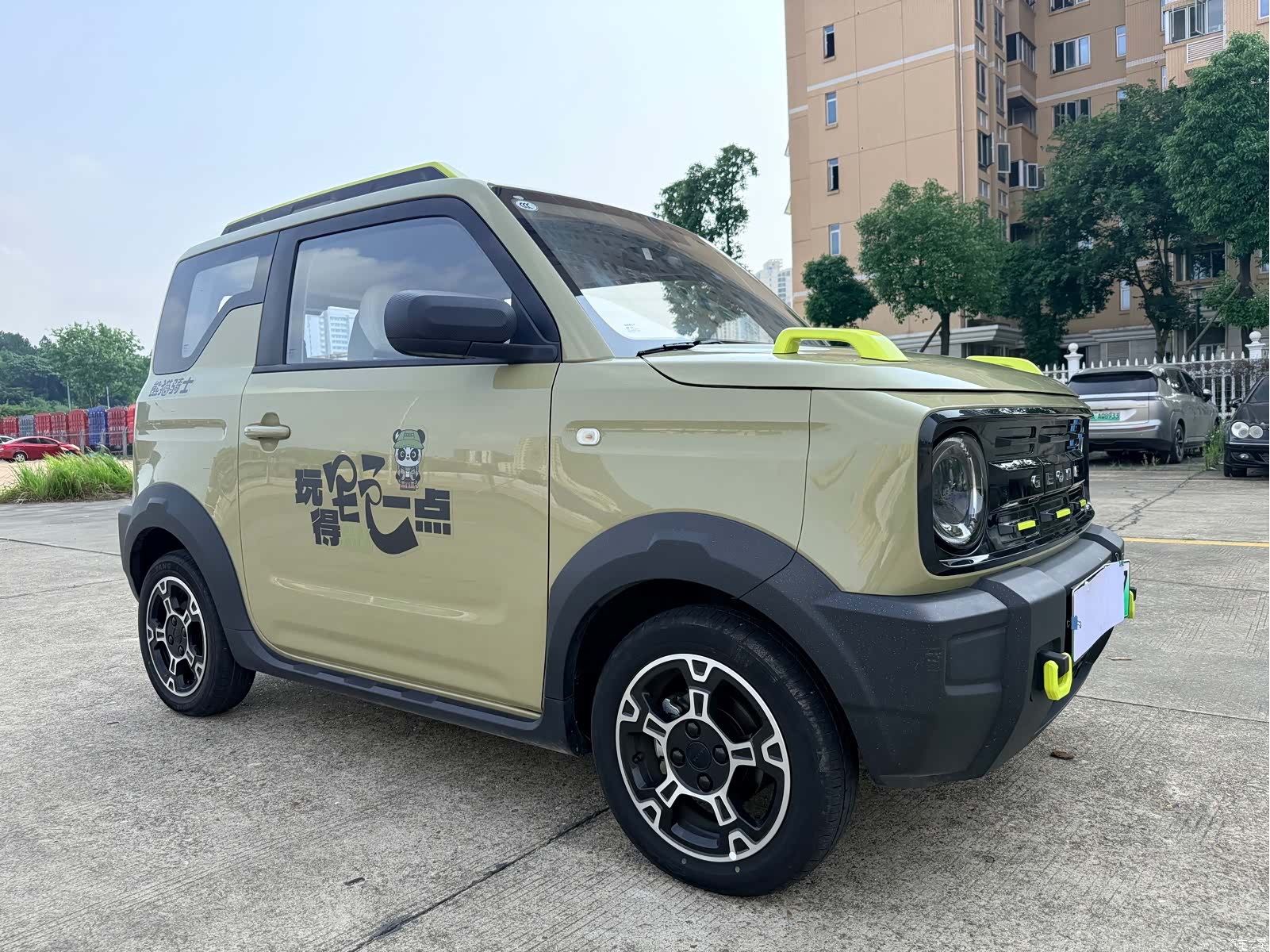Geely Panda, 2025 3