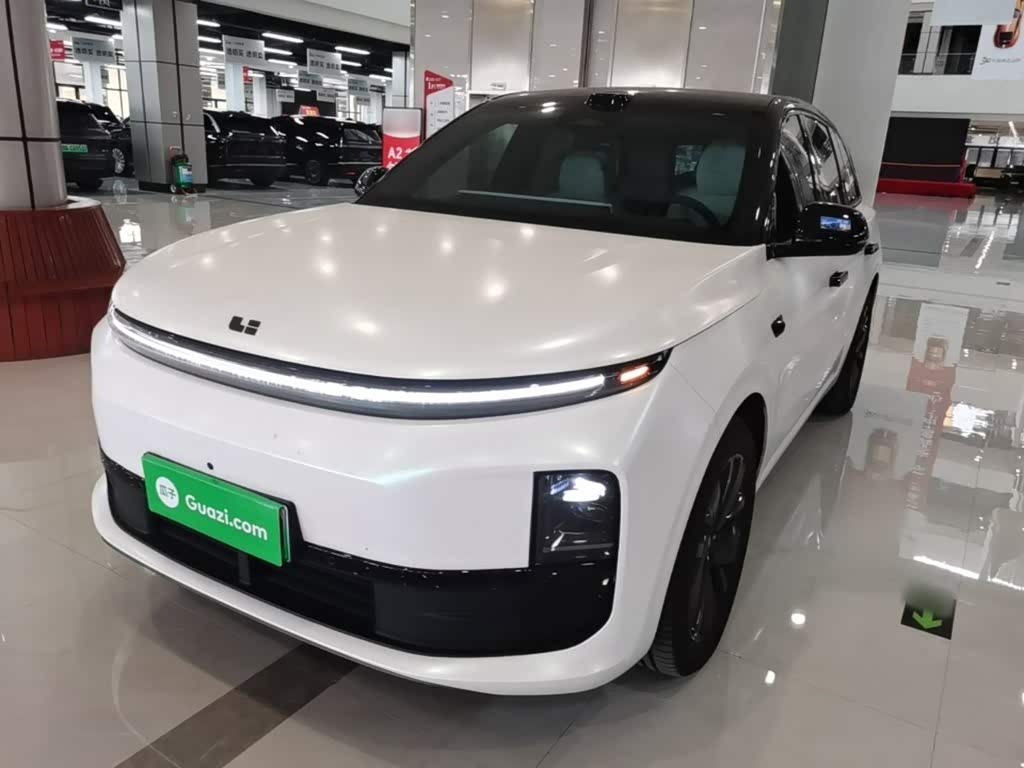 Li Auto L6