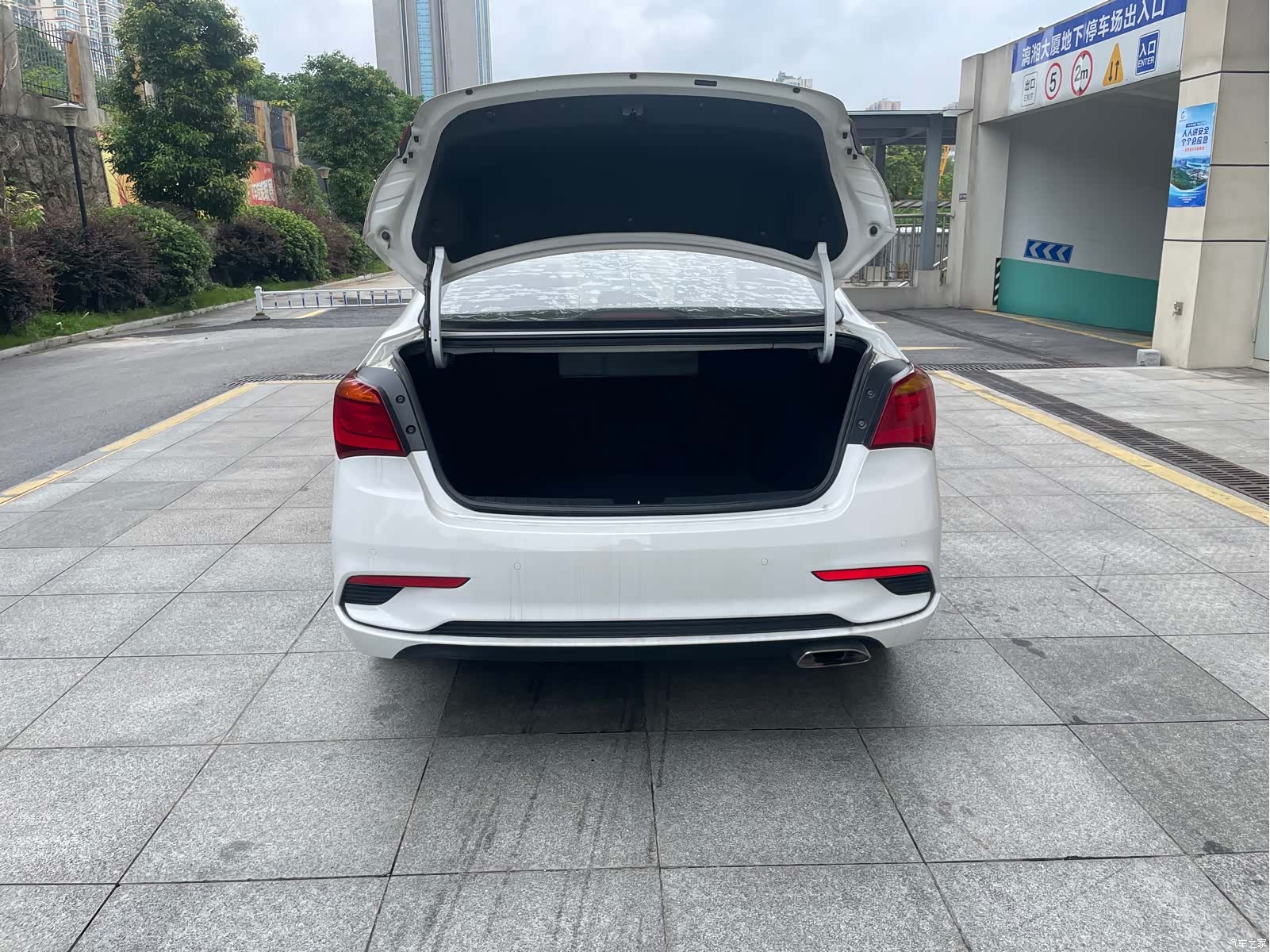 Hyundai GLS, 2020 14