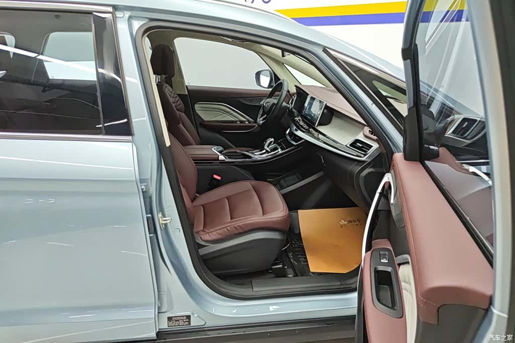 Geely Jiaji, 2022 8