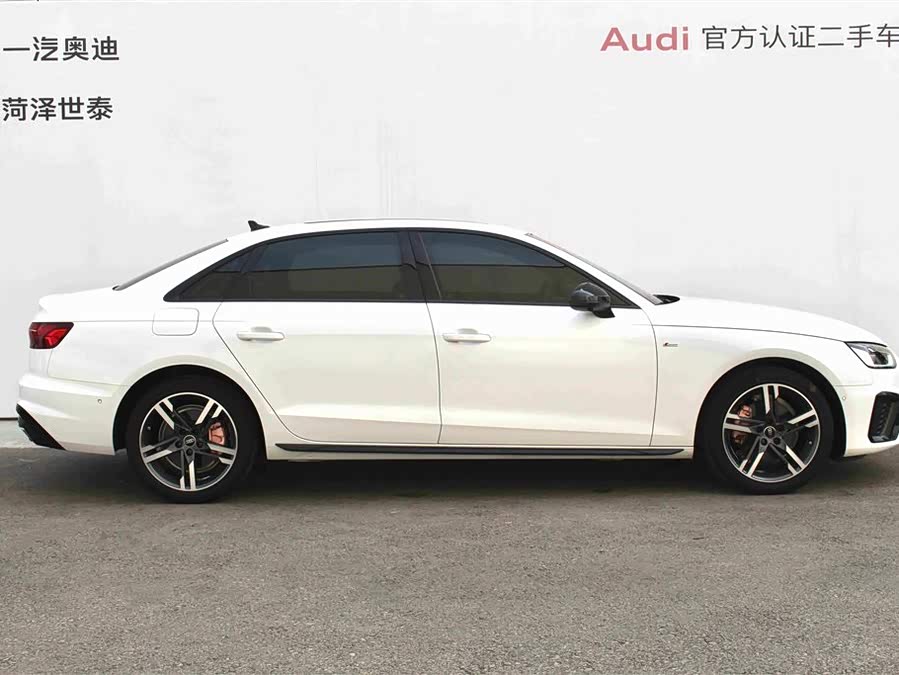 Audi A4L 2023, фото 4