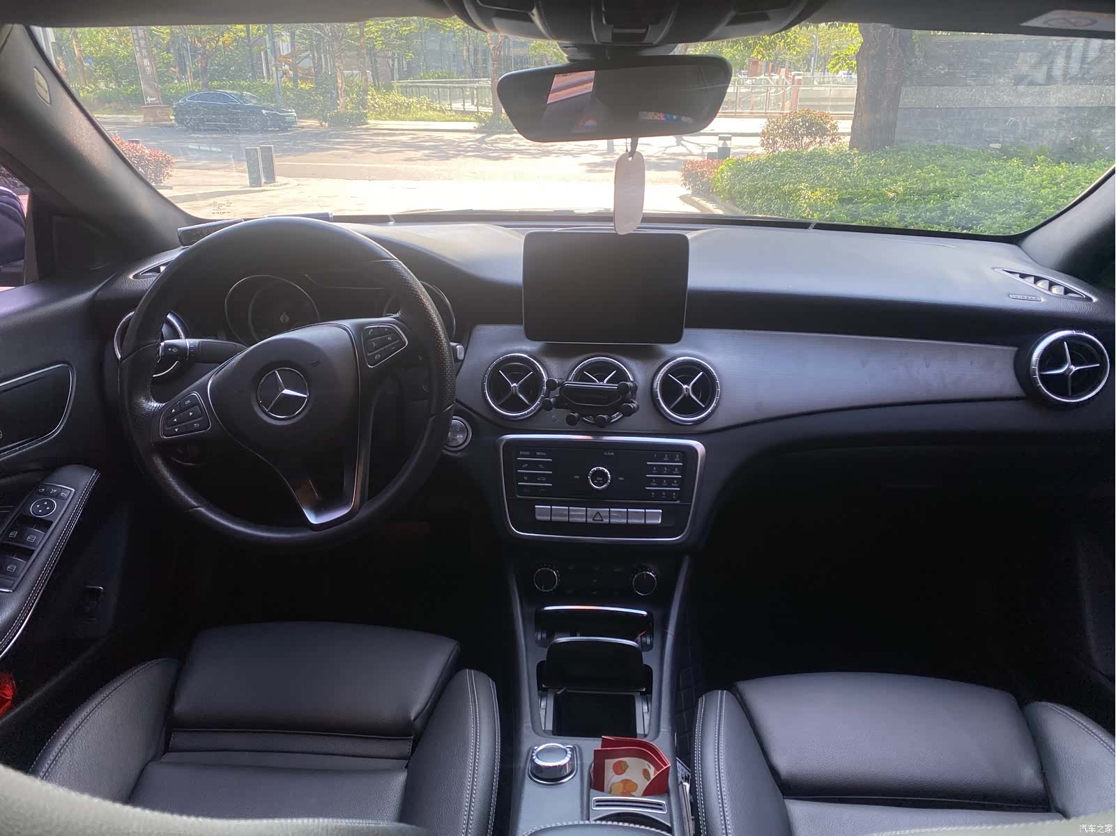 Mercedes-Benz CLA, 2018 9