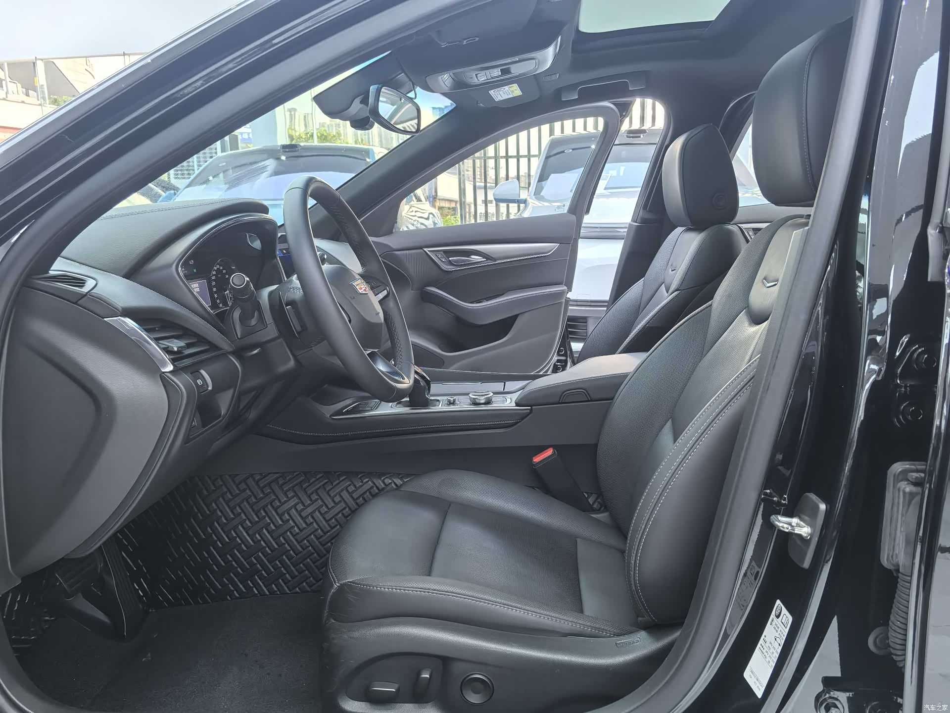 Cadillac CT5, 2023 4