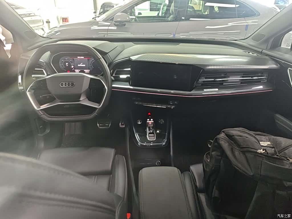 Audi Q4 e-tron, 2023 10