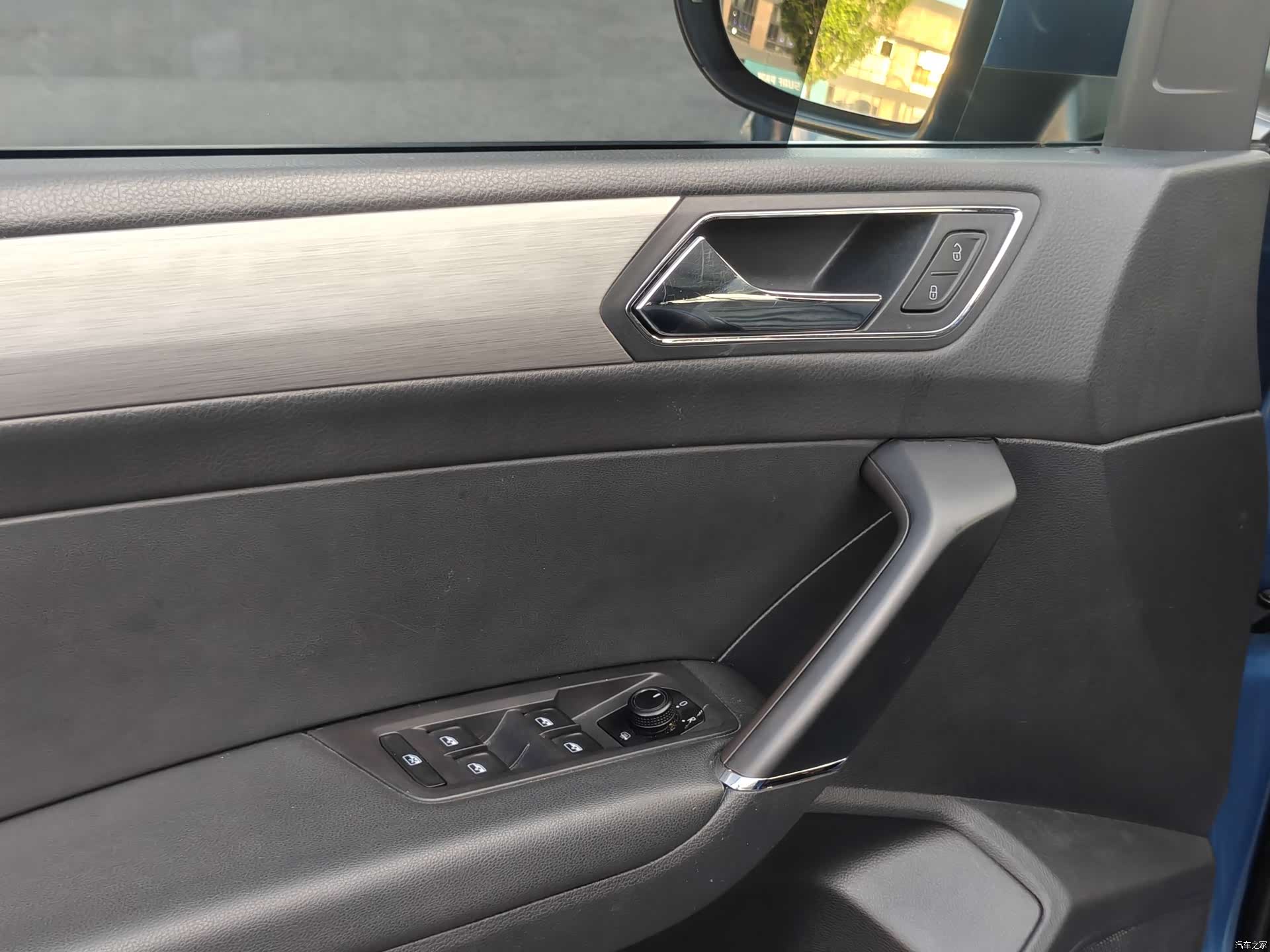 Volkswagen L, 2017 12