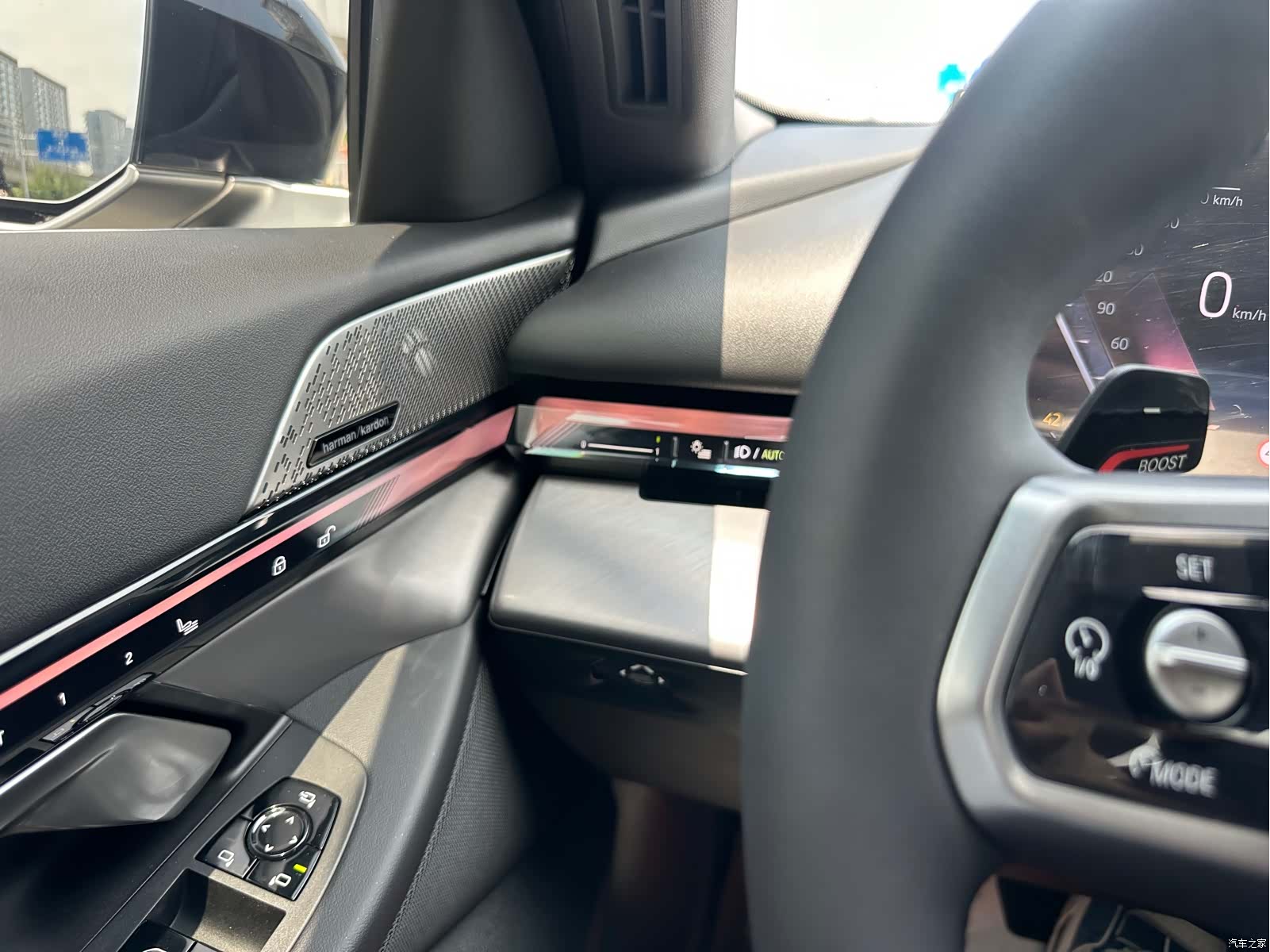 BMW 5 Series, 2025 11