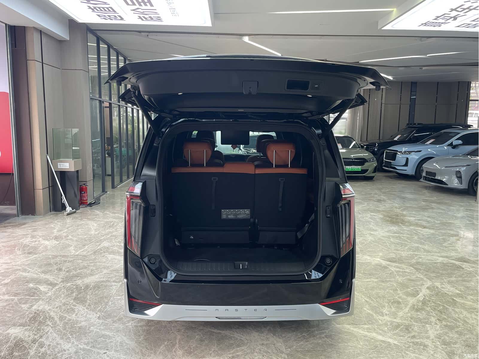 Trumpchi E9, 2024 8