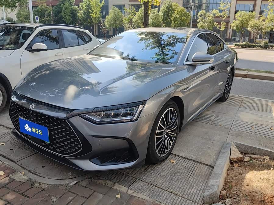 BYD Han 2023, фото 1