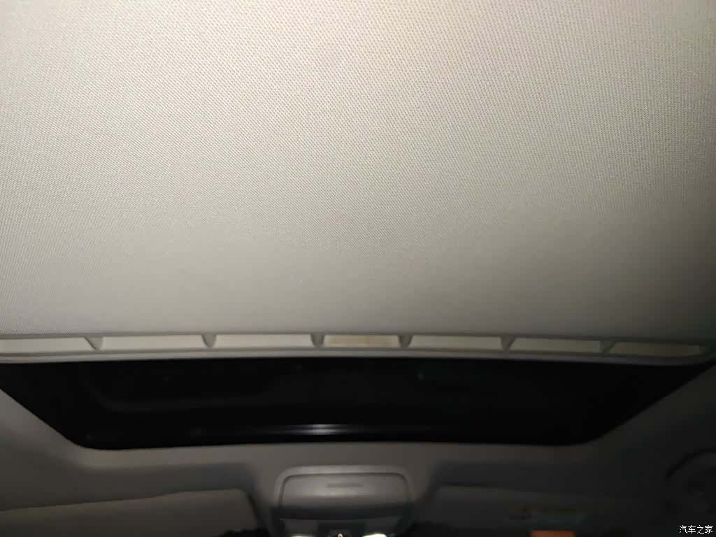 Volkswagen Sagitar, 2016 15