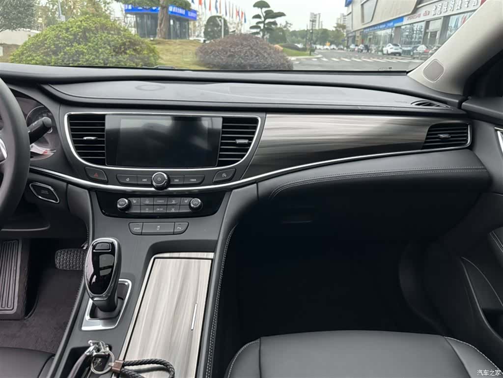 Buick LaCrosse, 2022 21