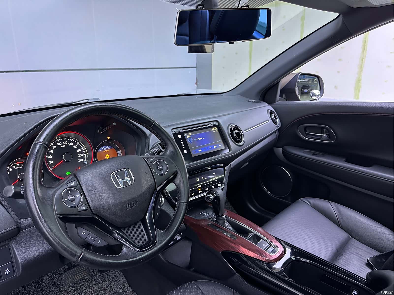 Honda XR-V, 2015 11