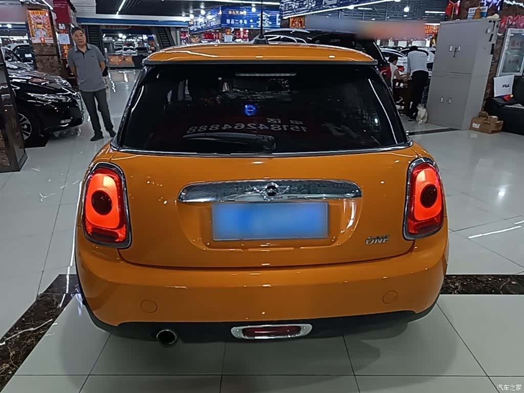 Mini ONE, 2018 6