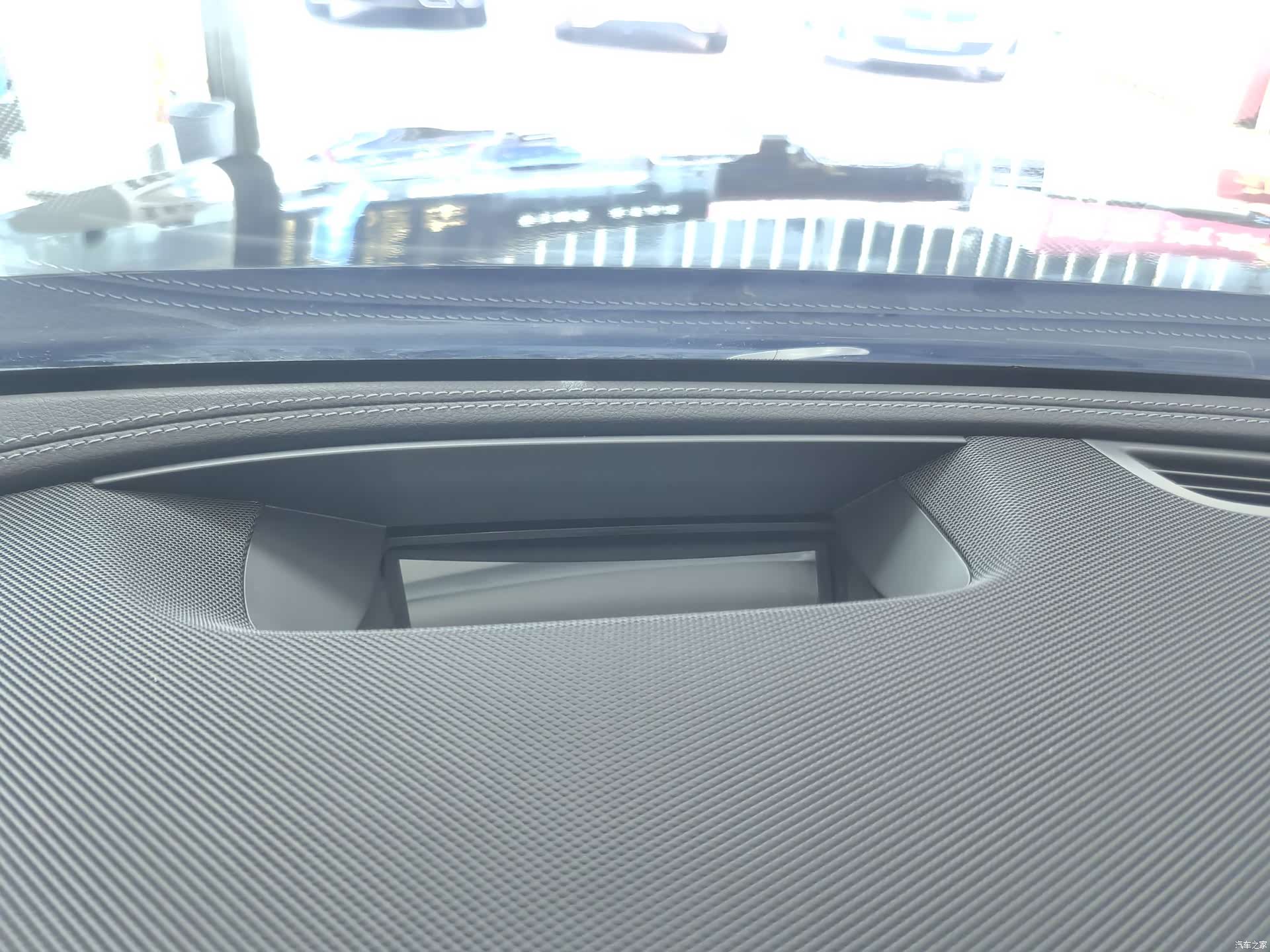 Mercedes-Benz E-Class, 2020 17