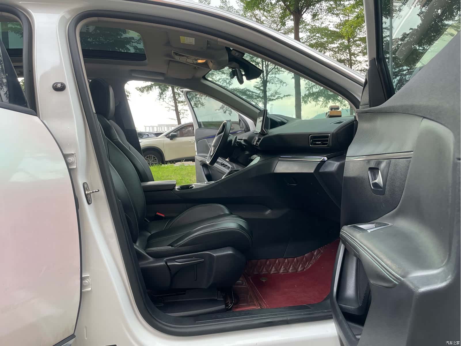 Peugeot 4008, 2021 13