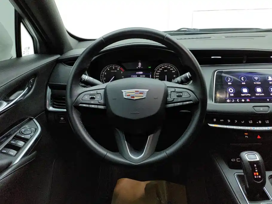 Cadillac XT4