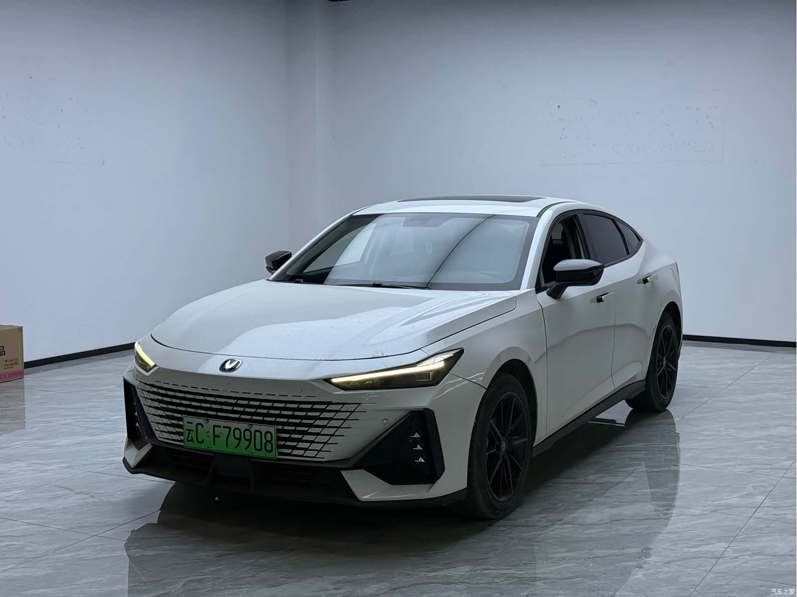 Changan UNI-V, 2023 1