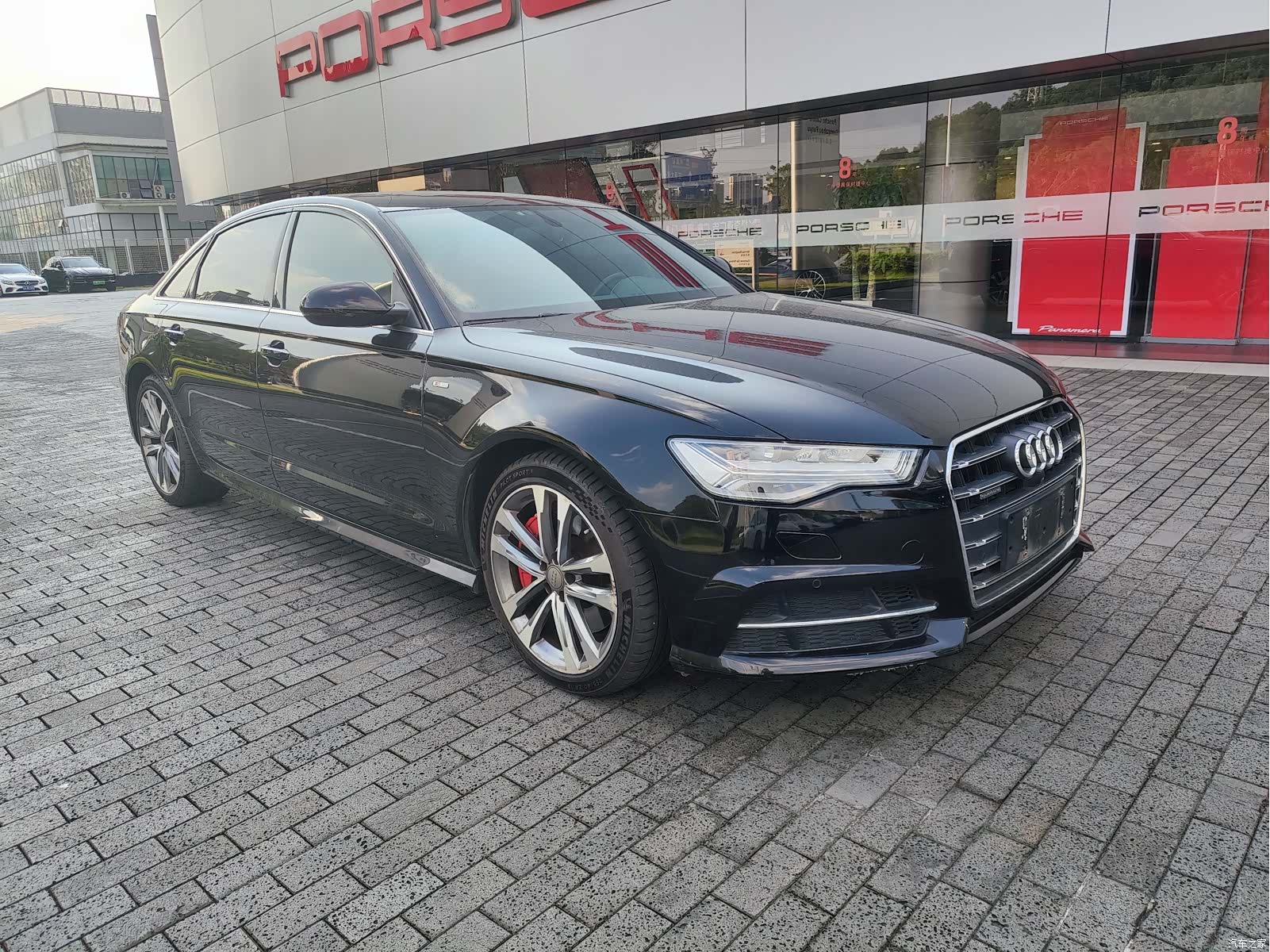 Audi A6L, 2018 3