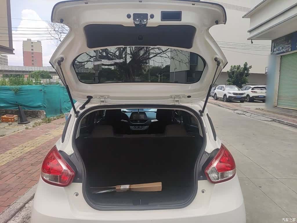 Wuling 310, 2017 19
