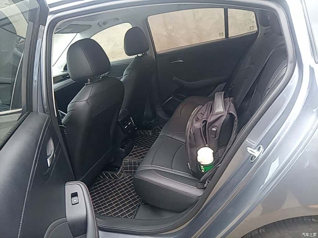 Roewe i5, 2025 17
