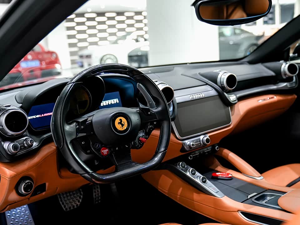 Ferrari GTC4Lusso