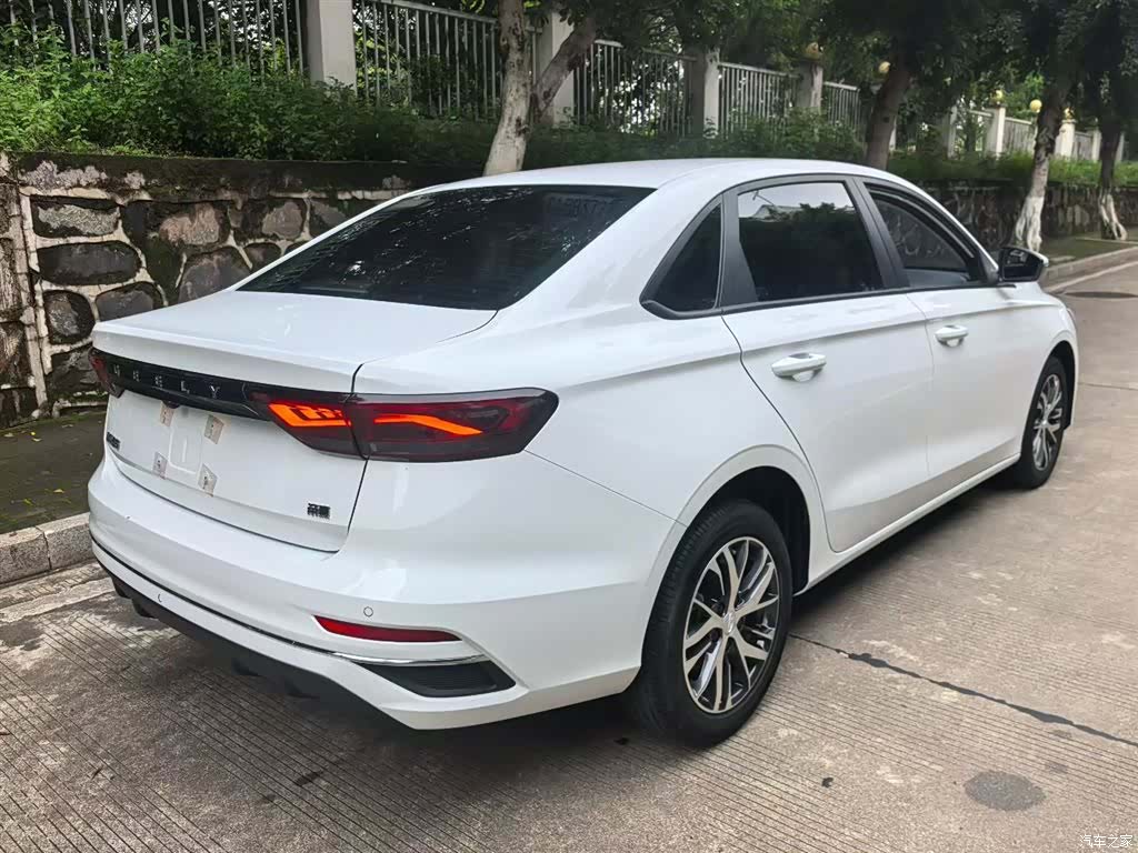 Geely Emgrand, 2024 7