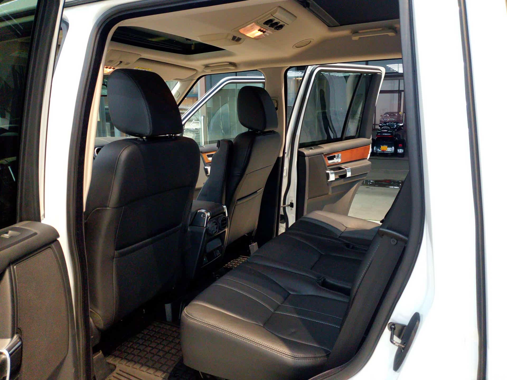 Land Rover Discovery, 2013 9