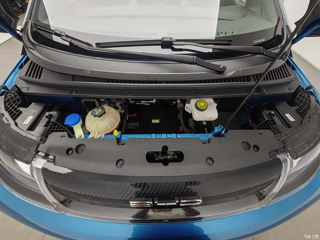 BYD Dolphin, 2022 6