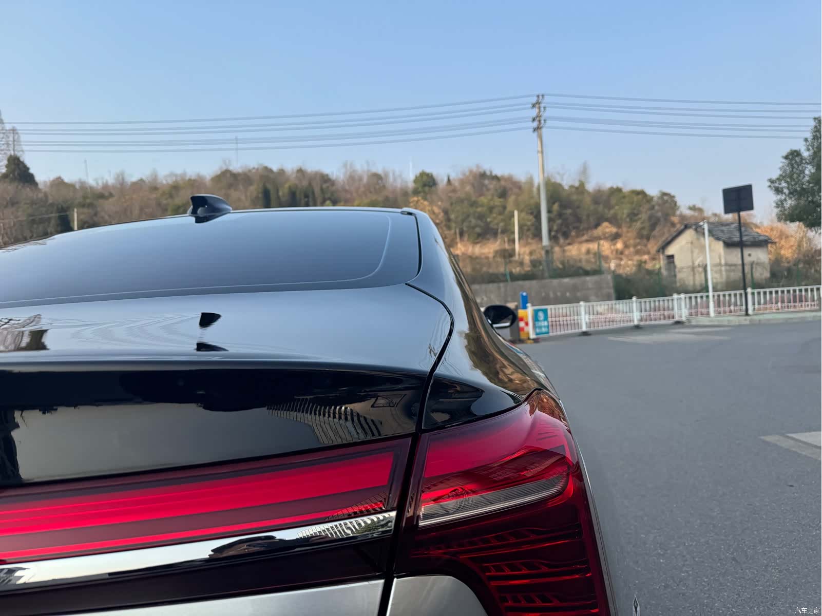 Hongqi H5, 2025 6