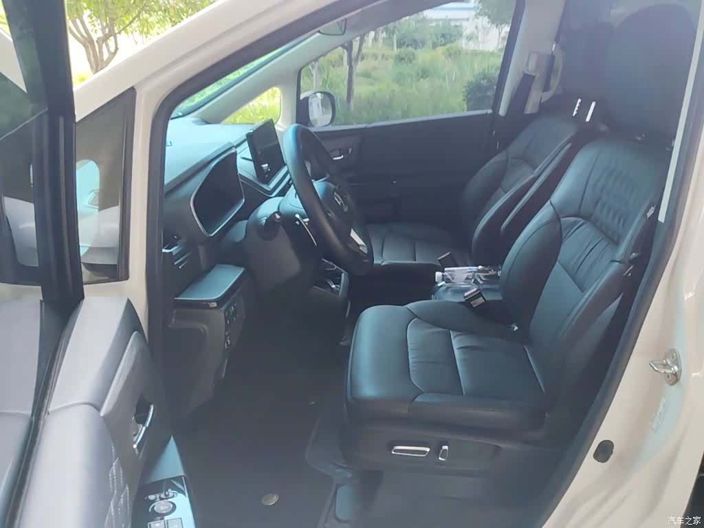 Honda Elysion, 2023 15