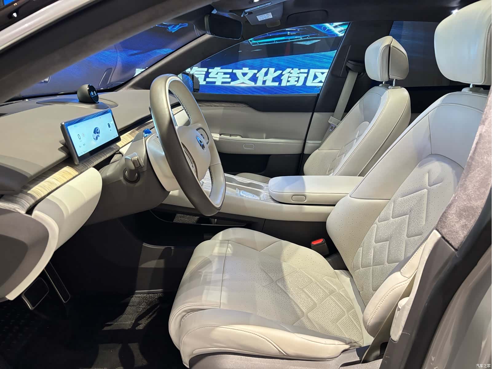 NIO ET7, 2022 10