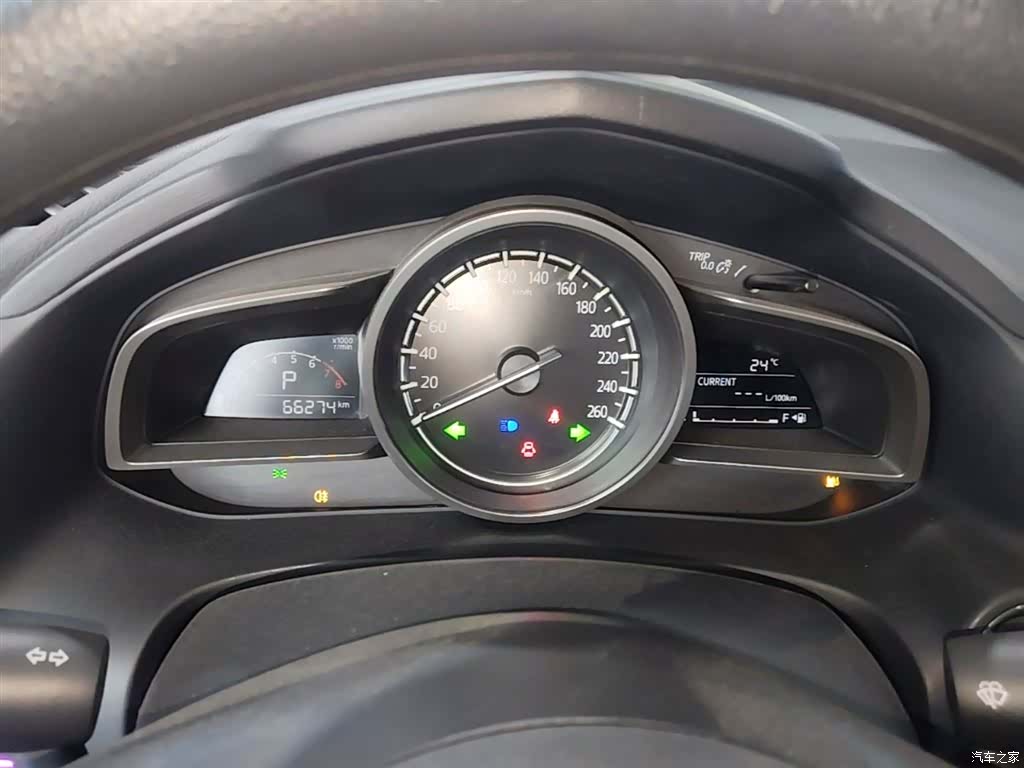 Mazda CX-4, 2021 12