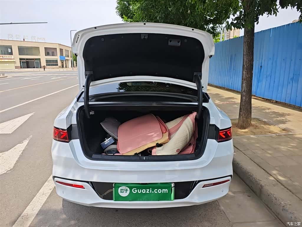 BYD Qin, 2025 19