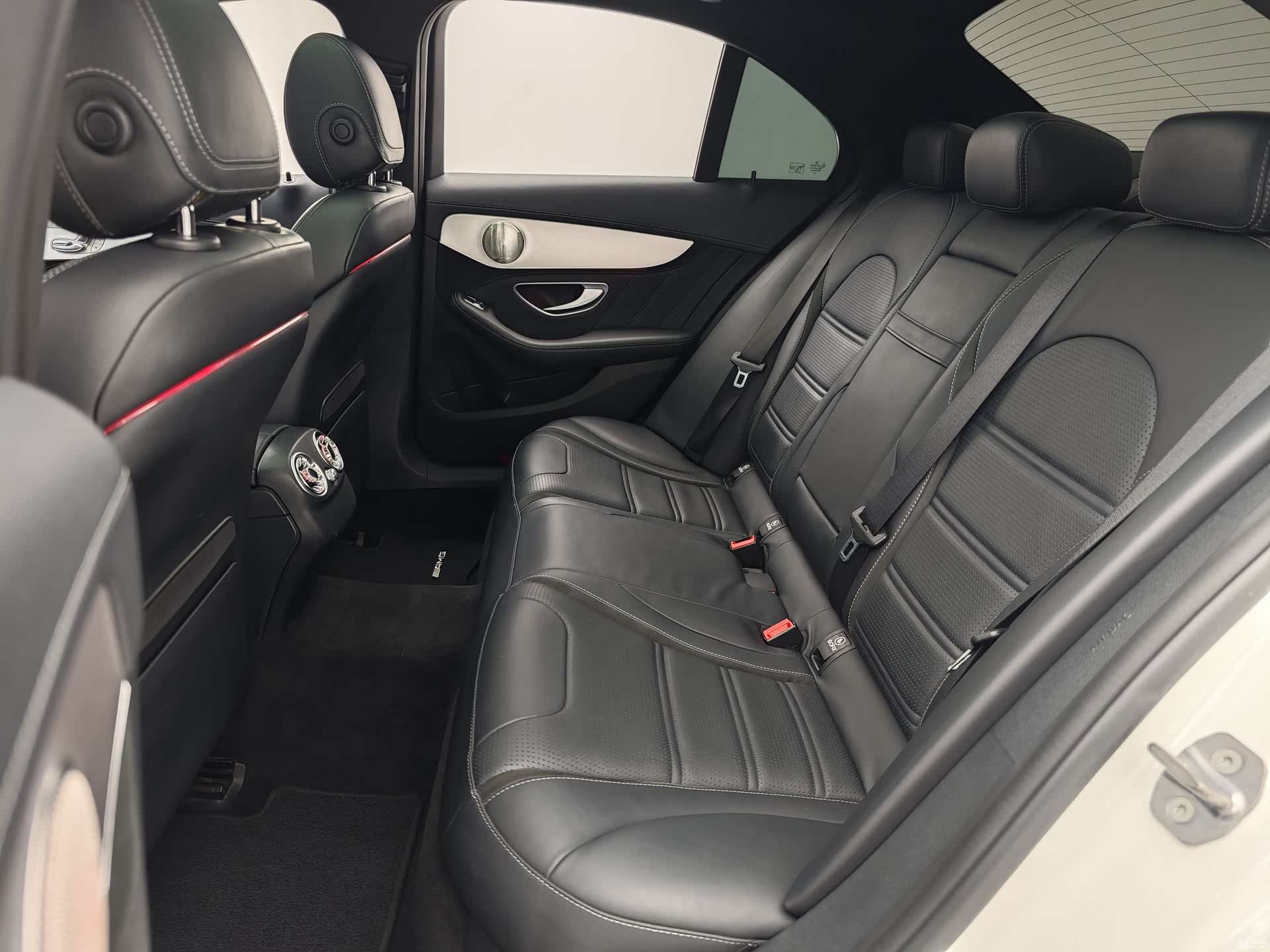 Mercedes-Benz C-Class, 2019 19